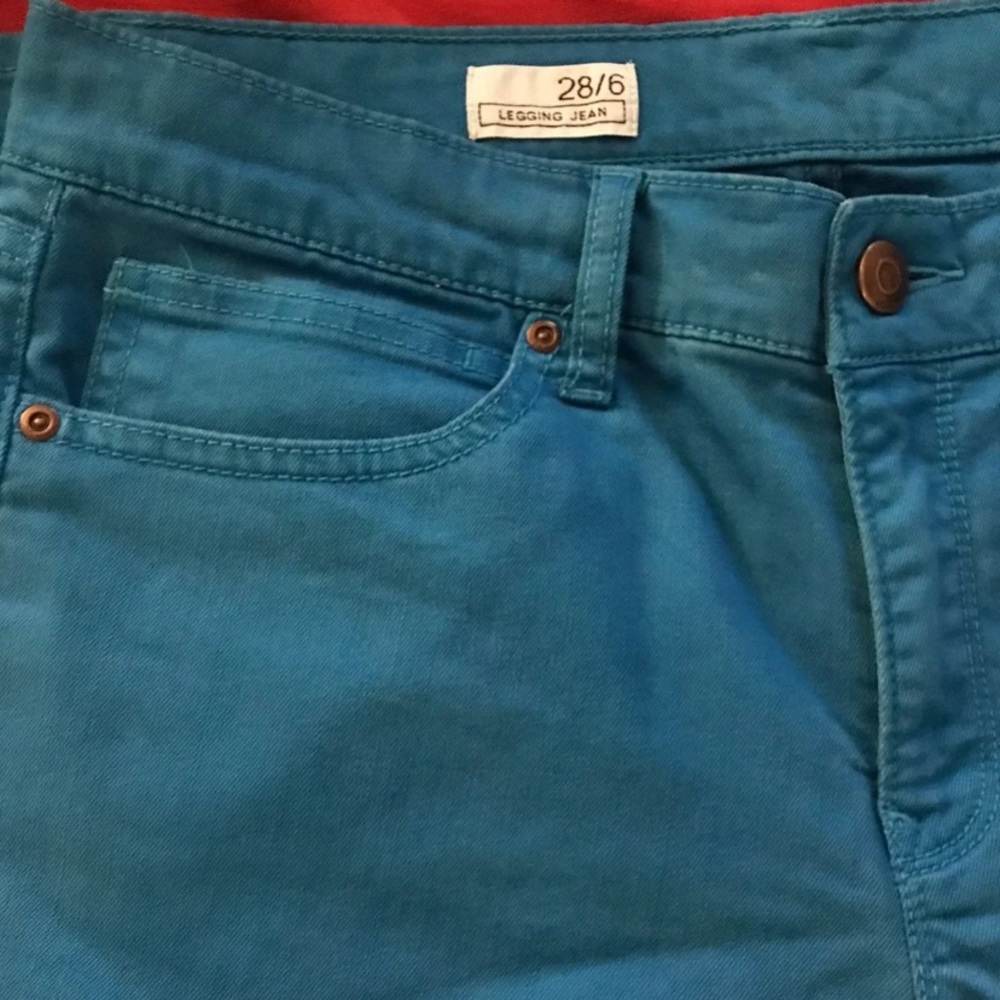 Woman’s Gap “Jeggings” STRETCH Jeans